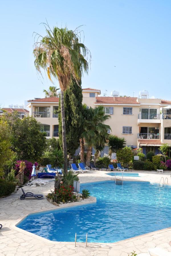 Rachel Suite By The Pool Paphos Eksteriør billede